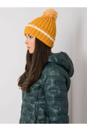 Dámská čepice.92 tmavě žlutá