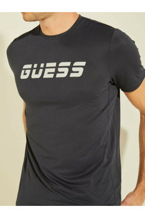 Pánské sportovní triko U1YA08MC03Y - DPM - tmavě modrá - Guess