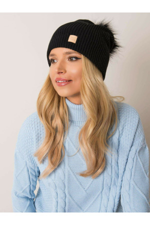 Dámská čepice.70 černá