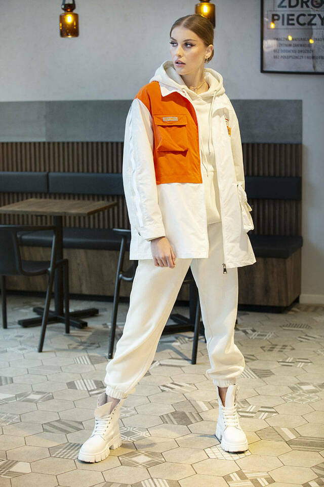 Bílo/oranžová dámská bunda větrovka (AG3-010) - XL (42) - oranžová