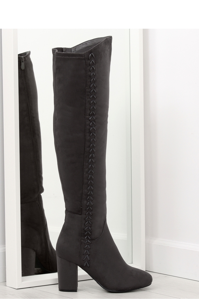 Kozačky na podpatku model 123961 Inello - 37