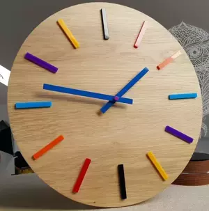 ModernClock Nástěnné hodiny Colorfull hnědé