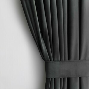 Záves AmeliaHome Velvet 140x270 cm grafitový, velikost 140x245