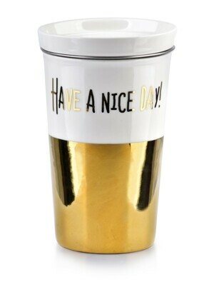 Affekdesign Porcelánový hrnček s viečkom a sitkom GOLD CHICK 410 ml zlatý