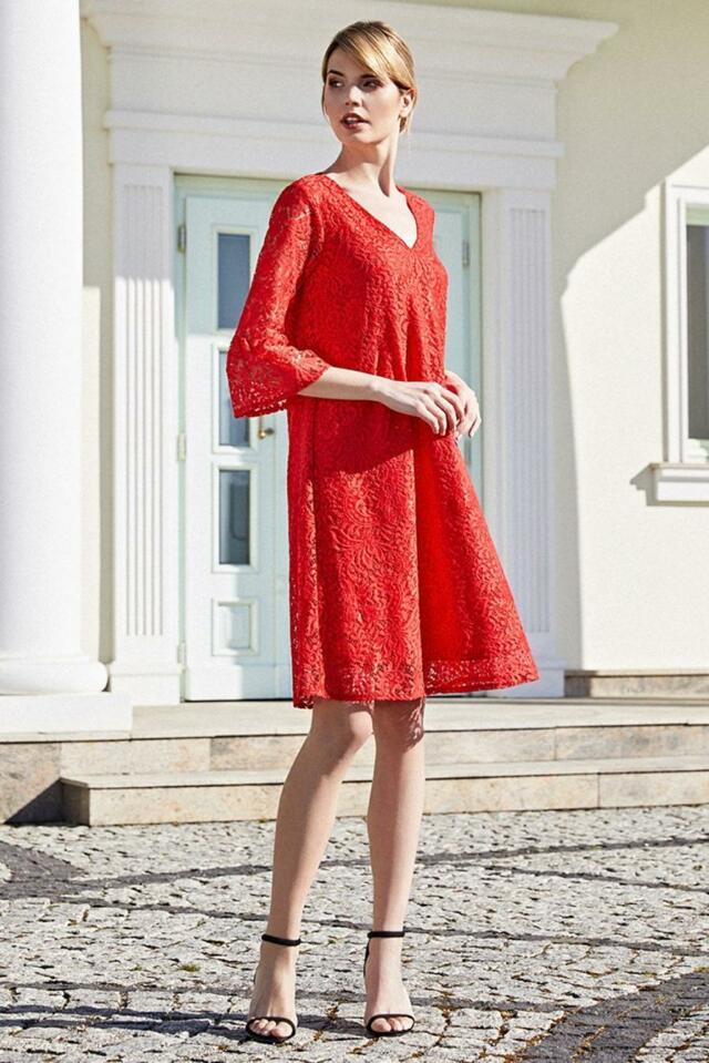 Moodo šaty dámské ARAT krajkované - XS