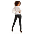 Svetr s netopýřími rukávy  model 84277 PeeKaBoo (1096752) - 4
