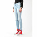 Dámské džíny Wrangler Skinny Sunkissed W Jeans W28KLE86K (3215069) - 1