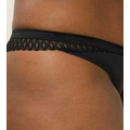 Dámská tanga Aura Spotlight High Leg string černá - TRIUMPH (2688764) - 15